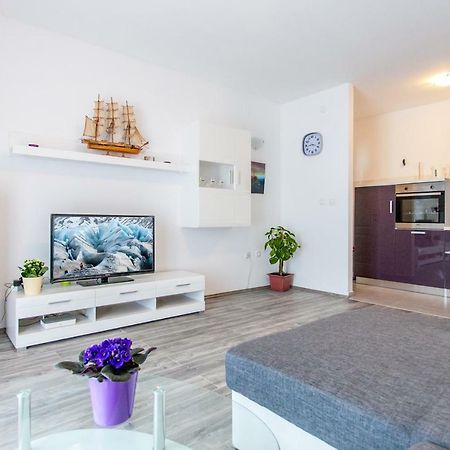 Apartman Miami Podstrana Rom bilde